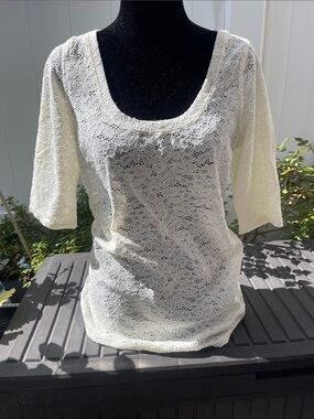 Express - Ivory Lace Scoop Neck 3/4 Sleeve Top